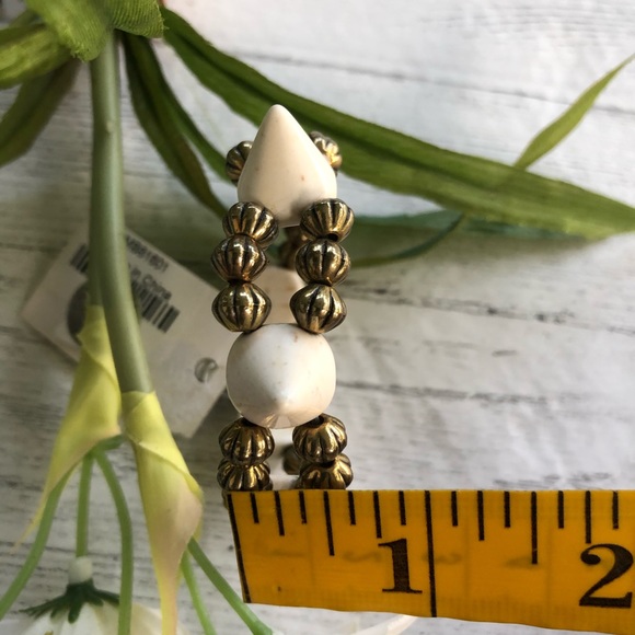 Bracelet With Spikes - Picture 5 of 7